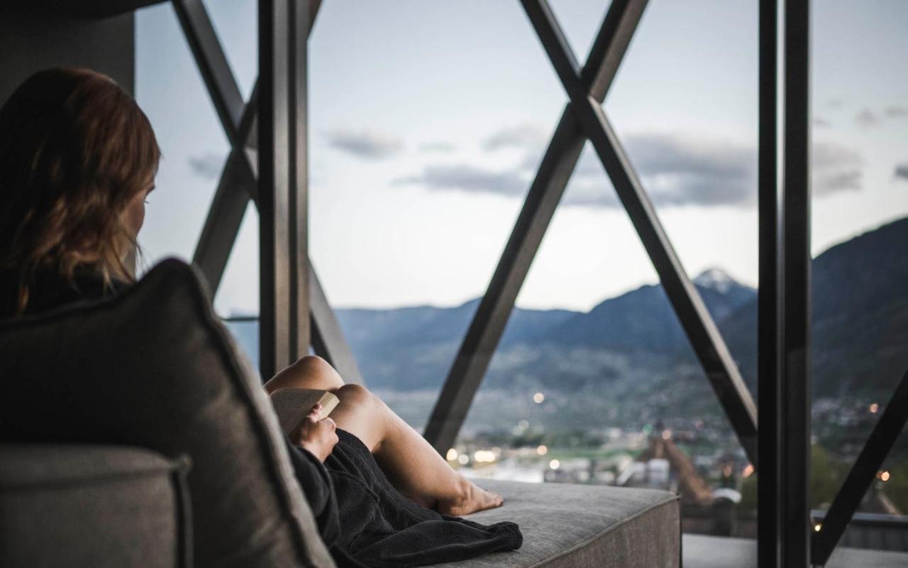 Somvita Suites Тироло Экстерьер фото